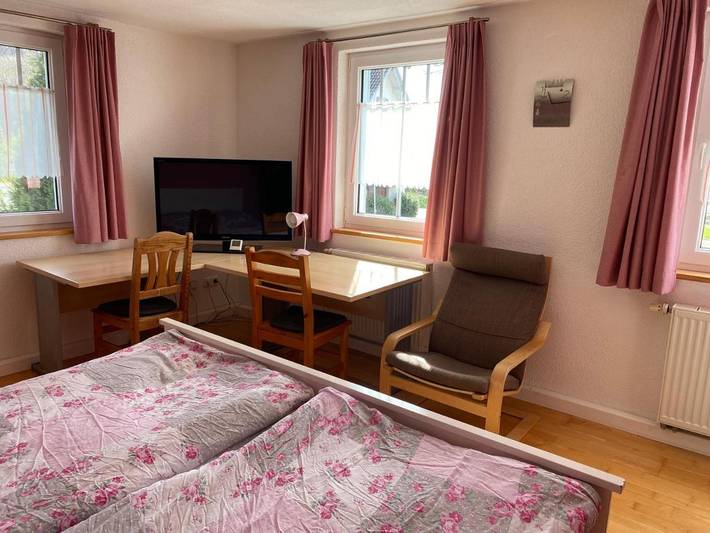 Ferienwohnung für 2 Personen, mit Terrasse und Garten in Wilhelmsdorf - 3
