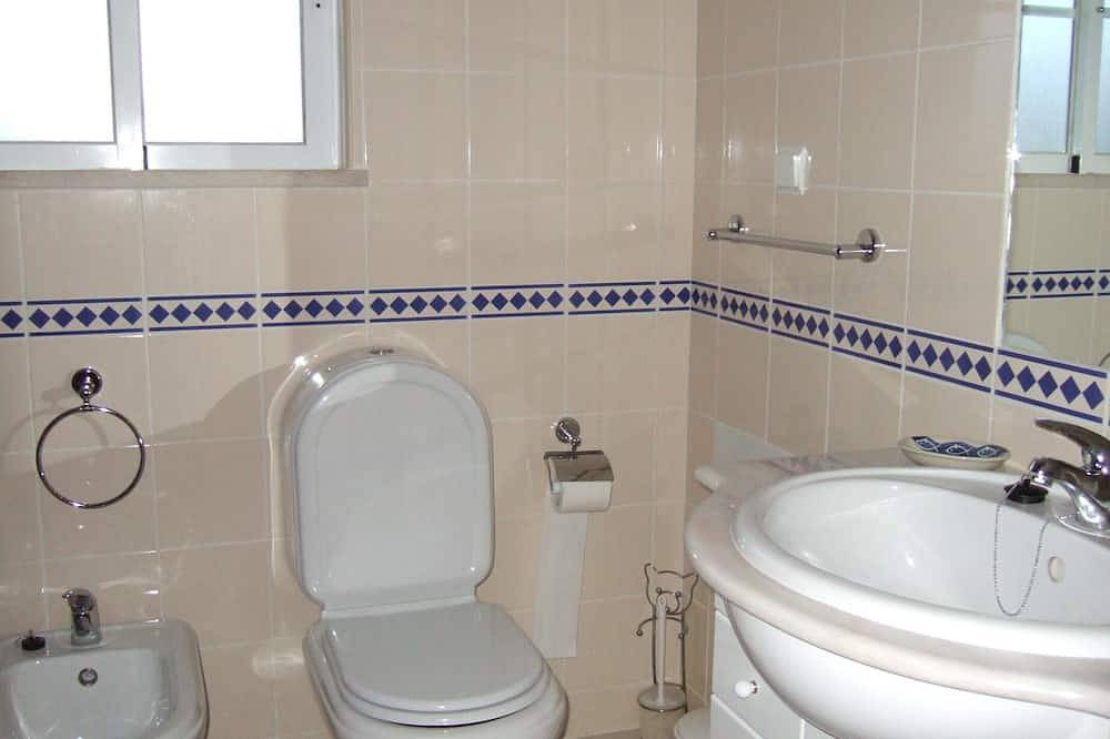 Comfortable & Spacious Townhouse, Large Pool & Gardens - Great Air Conditioning in Tavira, Parque Natural da Ria Formosa