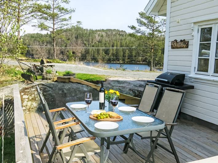 Ferienhaus für 6 Personen, mit Seeblick und Terrasse in Vest-Agder - 2