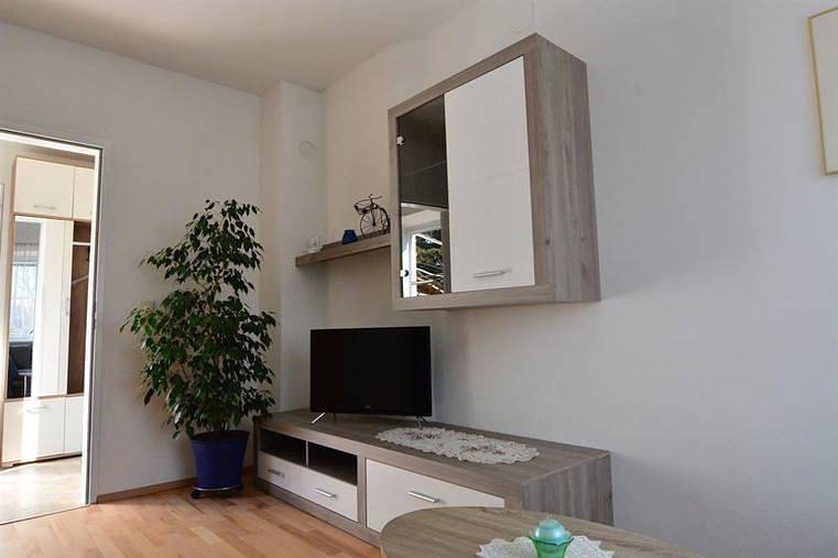 Ganze Ferienwohnung, Appartement/Fewo, Dusche, Wc, 1 Schlafraum in Südoststeiermark, Halbenrain