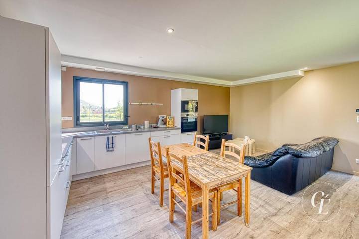 Gîte pour 4 personnes, avec Balcon et Terrasse dans Ordonnaz