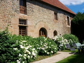 Gîte pour 5 personnes, avec terrasse et jardin à Vessey
