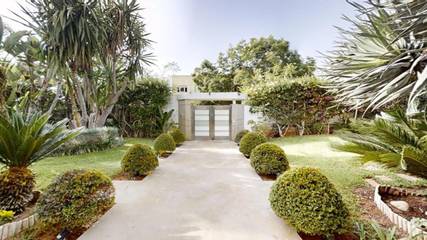 Location de vacances pour 16 personnes, avec piscine ainsi que vue et jardin à Rabat