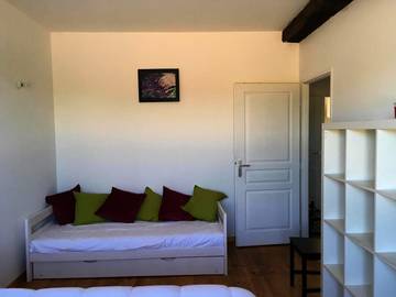 Gîte pour 15 personnes, avec piscine ainsi que jardin et vue à Albias
