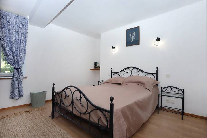 Ferienhaus für 6 Personen mit Garten in Bains-sur-Oust, Redon und Umgebung