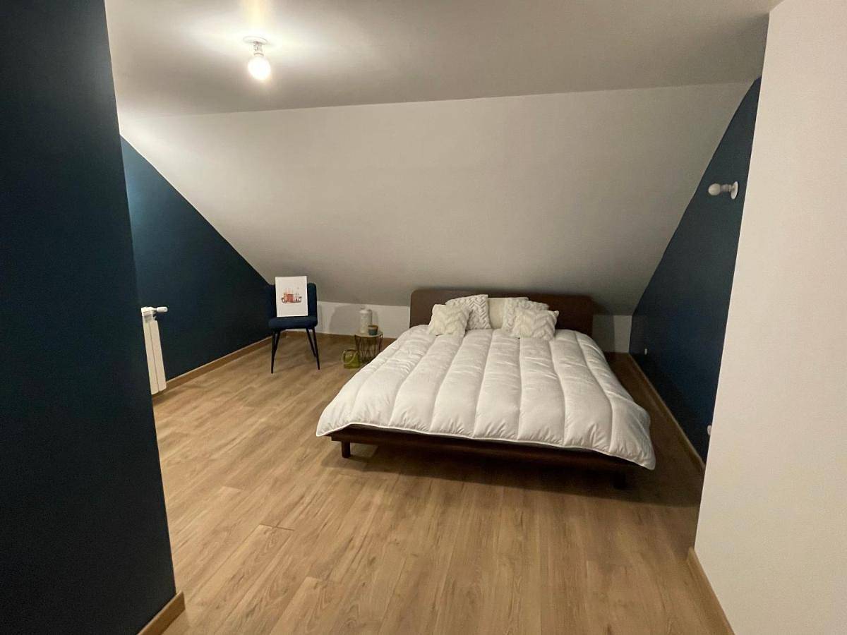 Appartement entier, One-Bedroom Apartment in Arnage, Sarthe