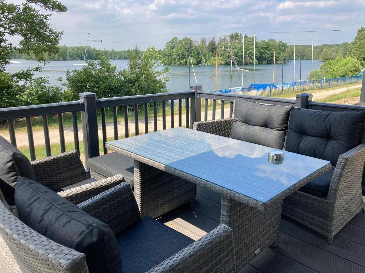 Amici Camping Urlaub am Effelder Waldsee in Wassenberg, Niederrhein