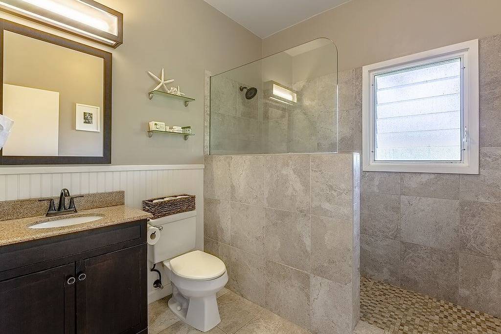 Moani Kai - Neu renoviert, Semi-Privatstrand, Gated, Whirlpool, Sportplatz, großer Garten in North Shore (Oahu)