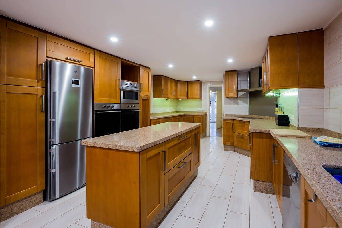 Villa Freesia with heated pool and free air con in Oasis del Sur, San Miguel de Abona