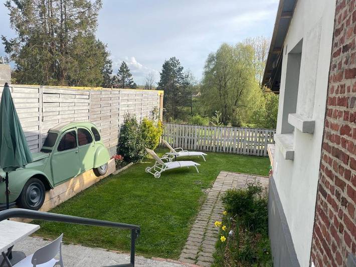 Location de vacances pour 6 personnes, avec Terrasse ainsi que Jardin et Vue à Neuville-sous-Montreuil