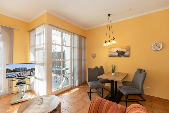 Ganze Ferienwohnung, Apartmenthaus Atlantik 007 in Ostseebad Kühlungsborn, Kühlungsborn