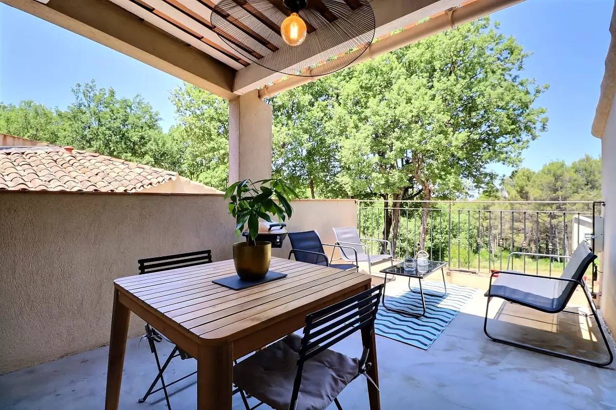 Appartement entier, Appartements pour 2 Personnes in Trets, Région d'Aix-en-Provence