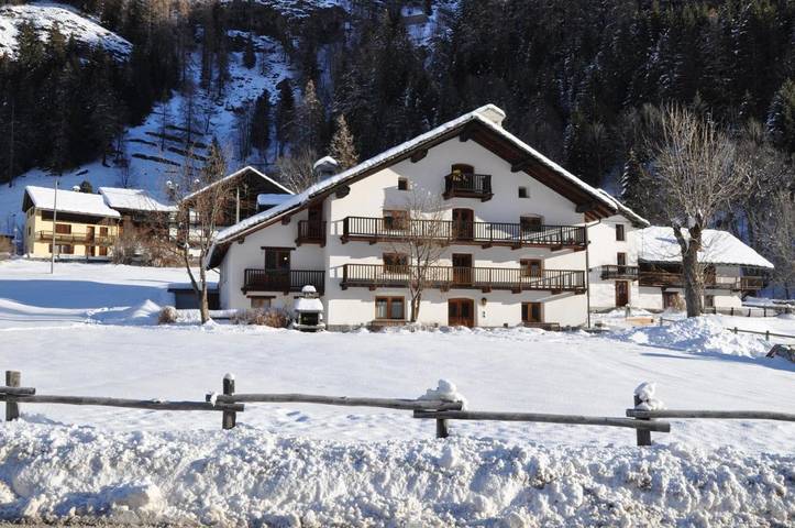 Gîte pour 4 personnes, avec vue et jardin, animaux acceptés dans Gressoney-Saint-Jean - 2