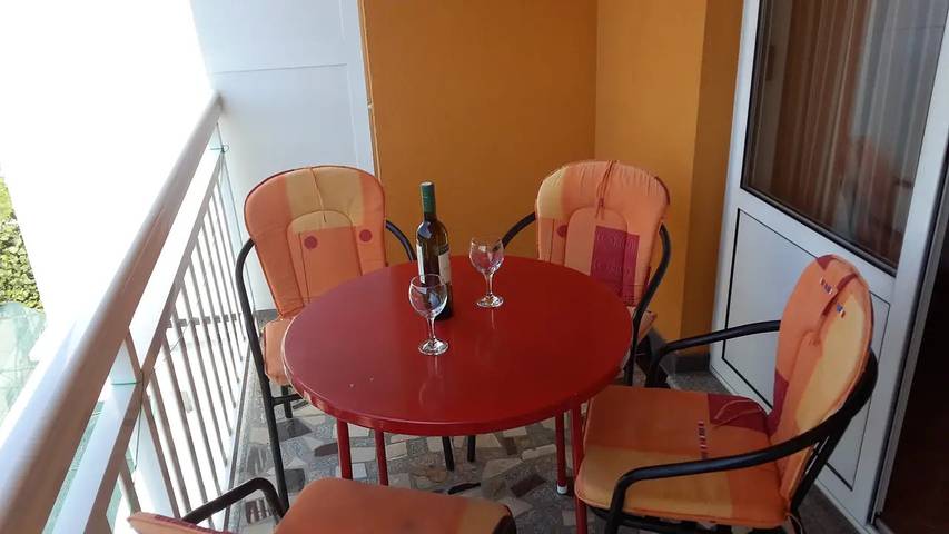 Apartament wakacyjny dla 4 osób w Gradac