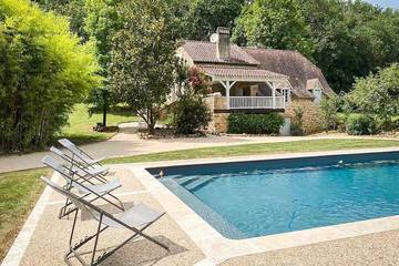 Gîte pour 6 personnes, avec jardin à Autoire