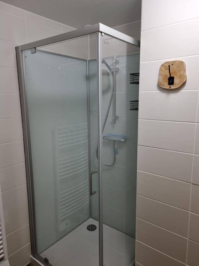 Gîte pour 5 personnes, avec vue et terrasse à Maurs - 4