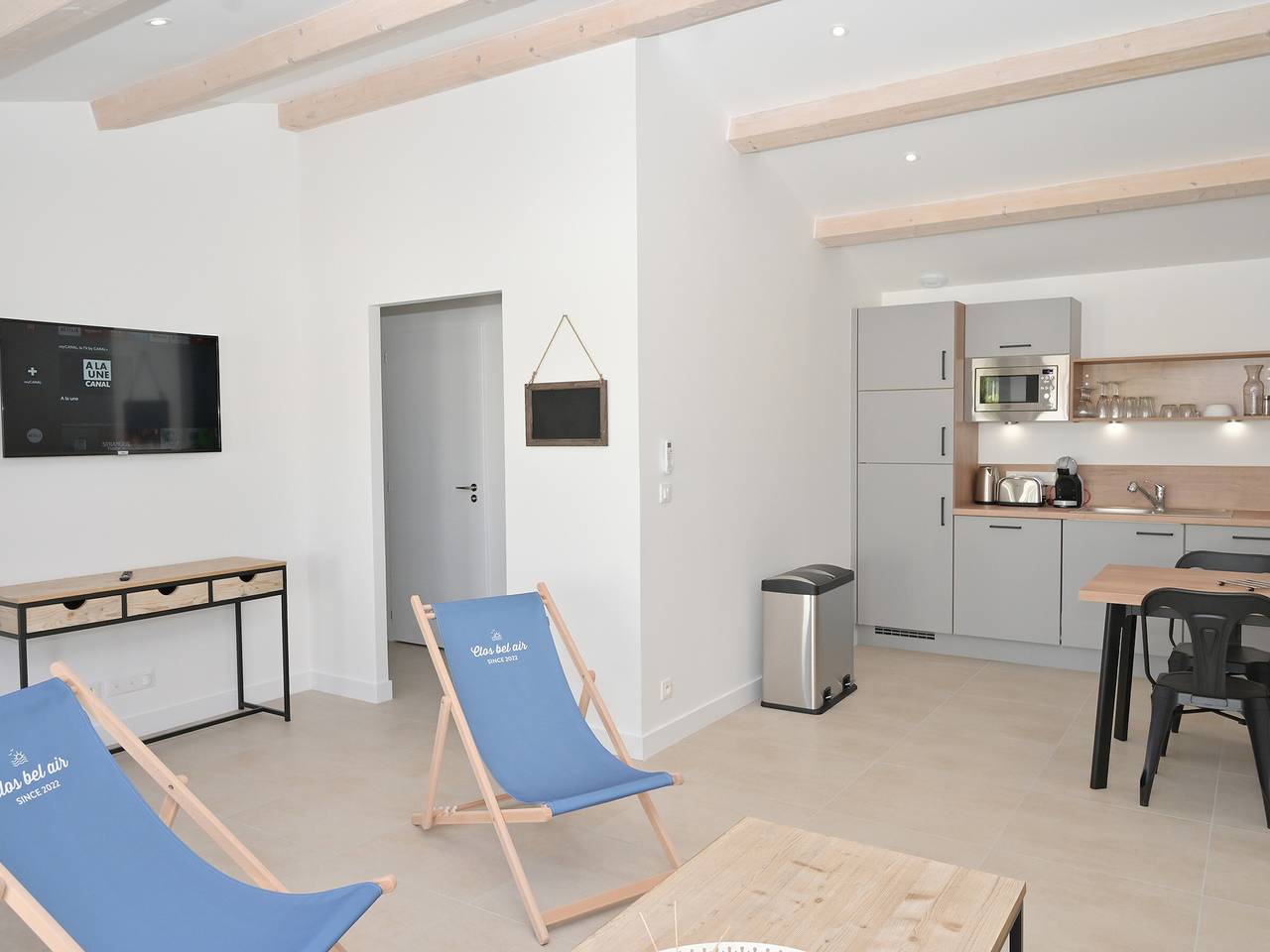 Maison plain-pied avec parking privatif et climatisation in Saint-Vivien, Région de La Rochelle