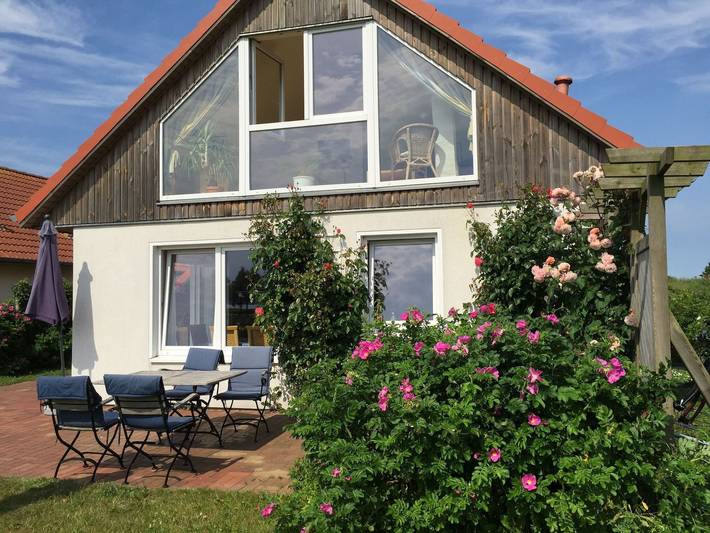 Ferienhaus für 7 Personen, mit Sauna und Garten sowie Seeblick und Ausblick, mit Haustier