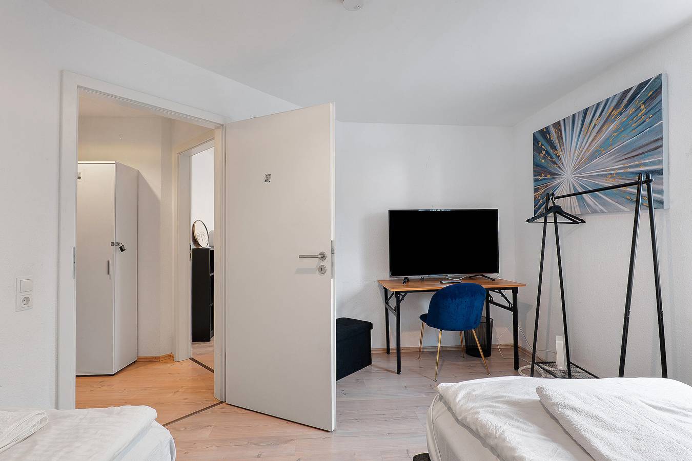 Geheel appartement, Theox Apartment Nr. 6 Royal Blue voor 4 personen in Mannheim, Kurpfalz