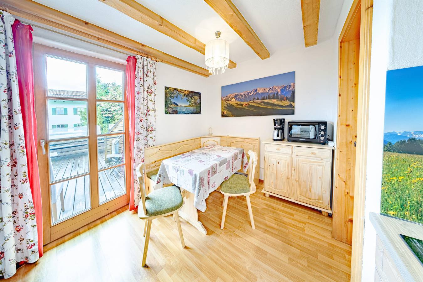 Ganze Ferienwohnung, "Karwendel" Fewo, Wohn-Schlafraum, Du, Wc in Wallgau, Walchensee