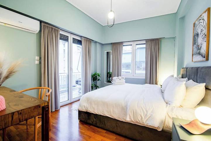 Entire apartment, Families & Groups Acropolis Experiance in Central Section of Athens, Athens