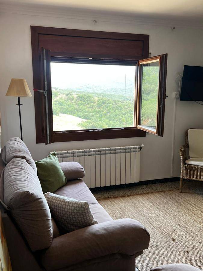 Gîte pour 8 personnes, avec Vue à Àger