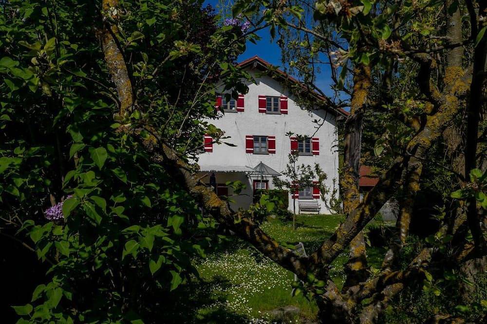 Hausener-Hof Komfortable Ferienresidenz in Marktoberdorf, Bayerisch Schwaben