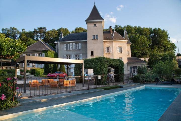 Hôtel pour 2 personnes, avec jacuzzi et piscine ainsi que jardin et sauna à Eybens - 3