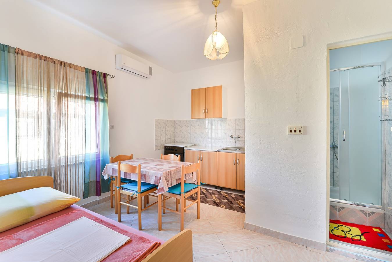 Ganze Wohnung, 1-Zimmer-Ferienwohnung mit Klima Nin, Zadar A-19555-d in Nin, Zadar
