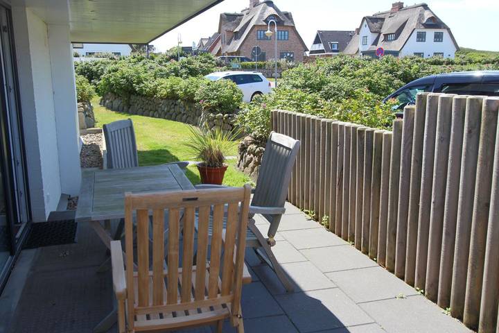 Ferienwohnung für 3 Personen, mit Terrasse in Wenningstedt