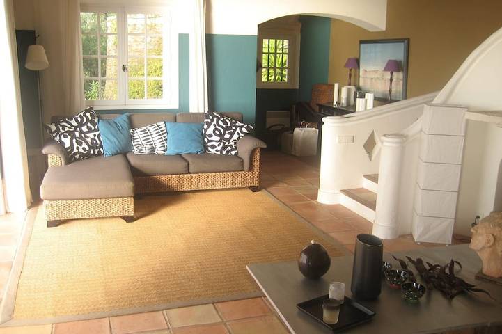 Villa pour 13 personnes, avec jacuzzi et jardin, animaux acceptés à Rayol-Canadel-sur-Mer - 4