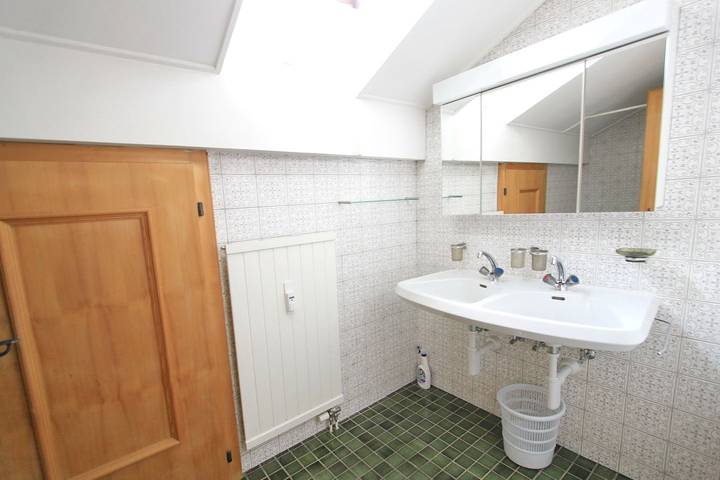Ganze Wohnung, Apartment Champagna - Grosszügige 5.5 Zimmer-Wohnung für bis zu 7 Personen in Zuoz, Sankt Moritz
