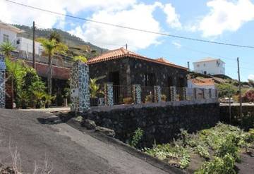 Ferienhaus für 2 Personen, mit Ausblick und Garten, kinderfreundlich in Fuencaliente de la Palma