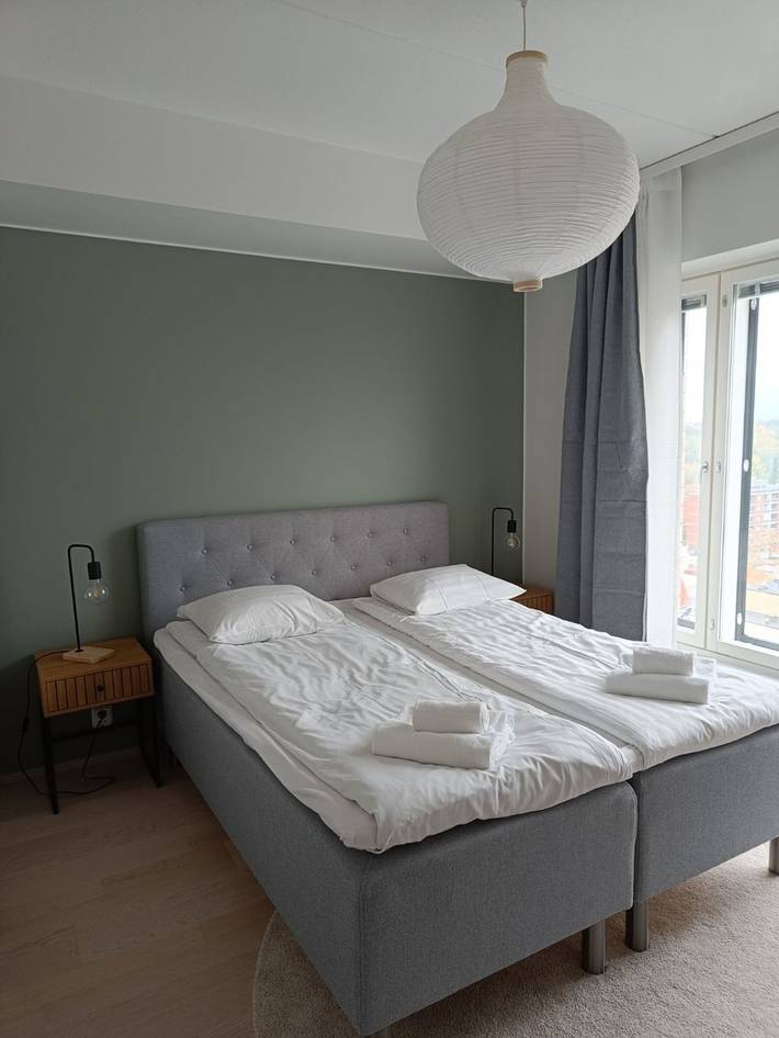 Ganze Wohnung, New 13th Floor 2Br Apt in Centre | Hot Tub & Sauna in Kantakaupunki, Jyväskylä