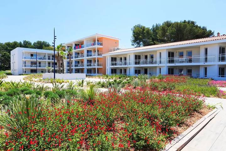 Village vacances pour 4 personnes, avec Piscine et Sauna sur la Côte d'Azur - 4