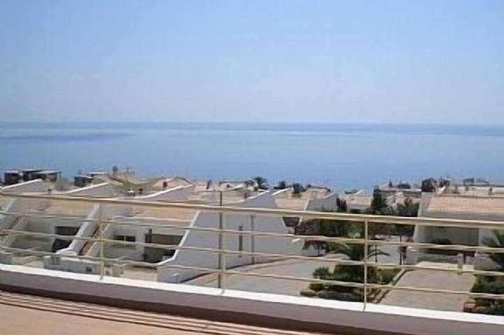 Villa für 8 Personen, mit Balkon