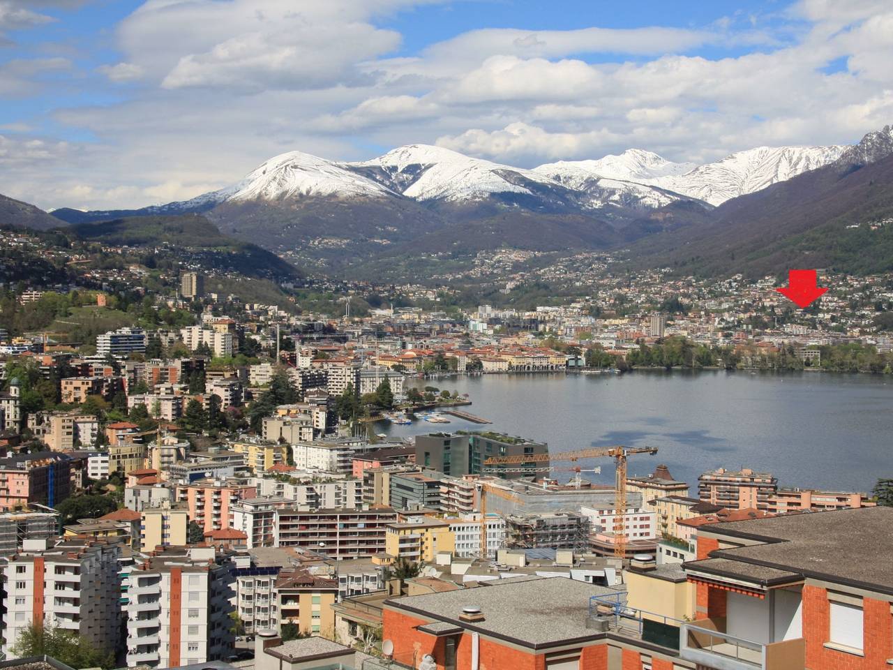 Executive mit 6 Schlafzimmern und 2 Bädern in Lugano, Lac de Lugano