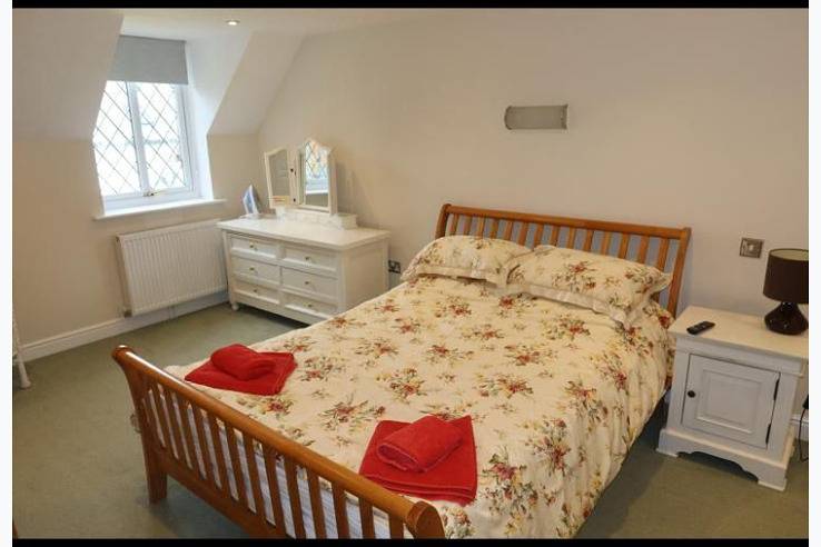 Lymington Seaside Cottage Retreat in Lymington, Hampshire