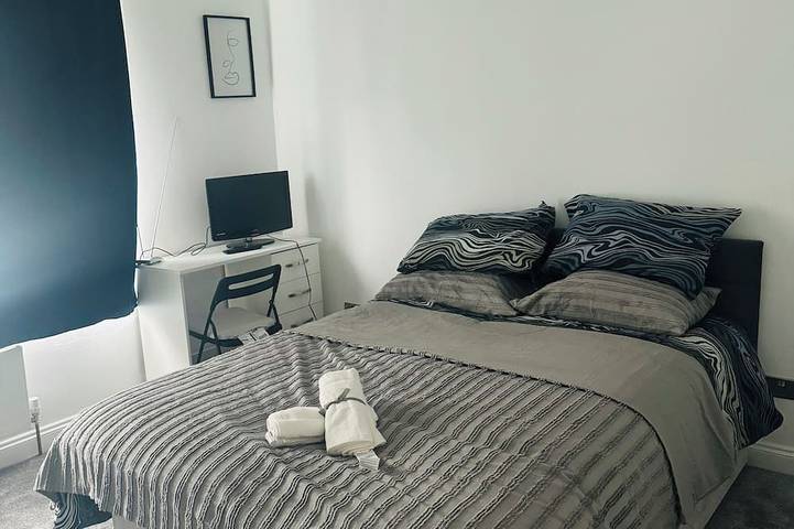 Super maison familiale pour se détendre. Proche de Londres, Gatwick & Wimbledon. in Borough londonien de Croydon, Londres