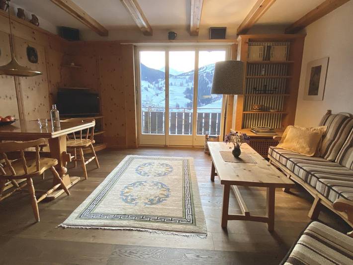Ganze Ferienwohnung, Tga Rundigna - 3 Zimmerwohnung - 4 Betten in Surses, Albula