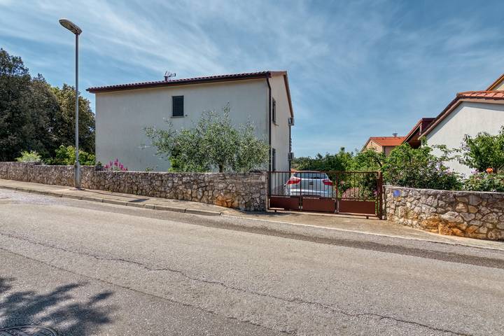 Appartement entier, Appartement de vacances pour 2 personnes avec terrasse in Banjole, Côte Sud d'Istrie