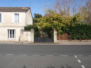 Chambre d’hôte pour 3 personnes, avec jardin à Saint-Médard-de-Guizières