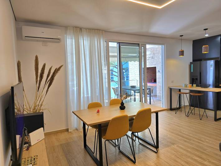 Ganze Wohnung, Rozsypal 2+1 San Pietro Lalez in Ishëm, Albanien