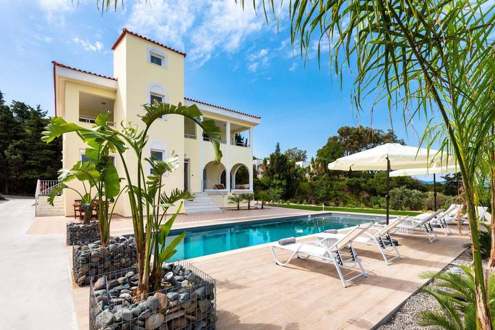 Villa pour 8 personnes, avec balcon ainsi que vue sur l’océan et jardin - 1