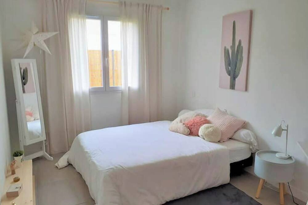 3 bedroom house on the edge of a forest in Salles, Arcachon region