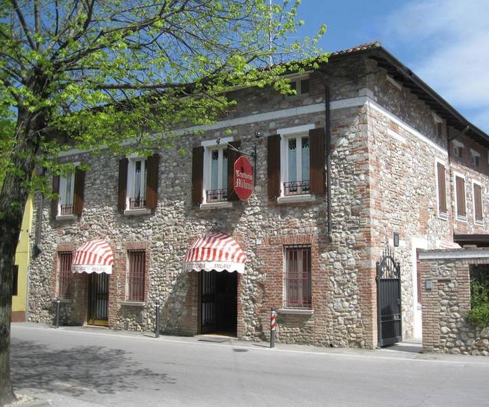 B&b per 2 persone, con Terrazza e Giardino a Lonato del Garda