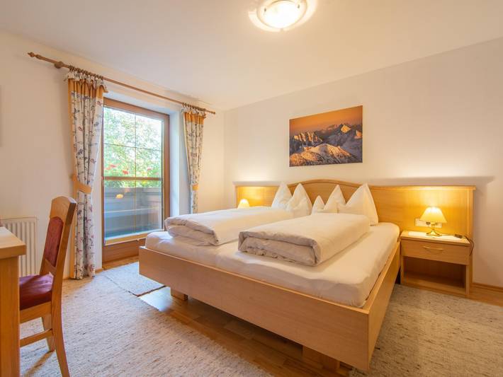 Ganze Wohnung, Ferienhaus auf einem Bio-Bauernhof in Tuxer Alpen, Strass im Zillertal