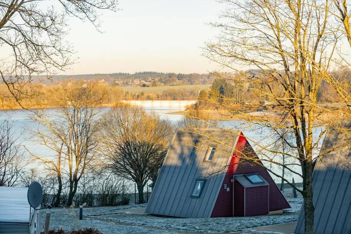 Parc de vacances pour 5 personnes, avec jardin et terrasse ainsi que sauna et piscine, animaux acceptés à Butgenbach - 3