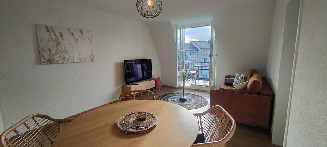 Gîte pour 6 personnes, avec balcon et vue, adapté aux familles à Thun - 3