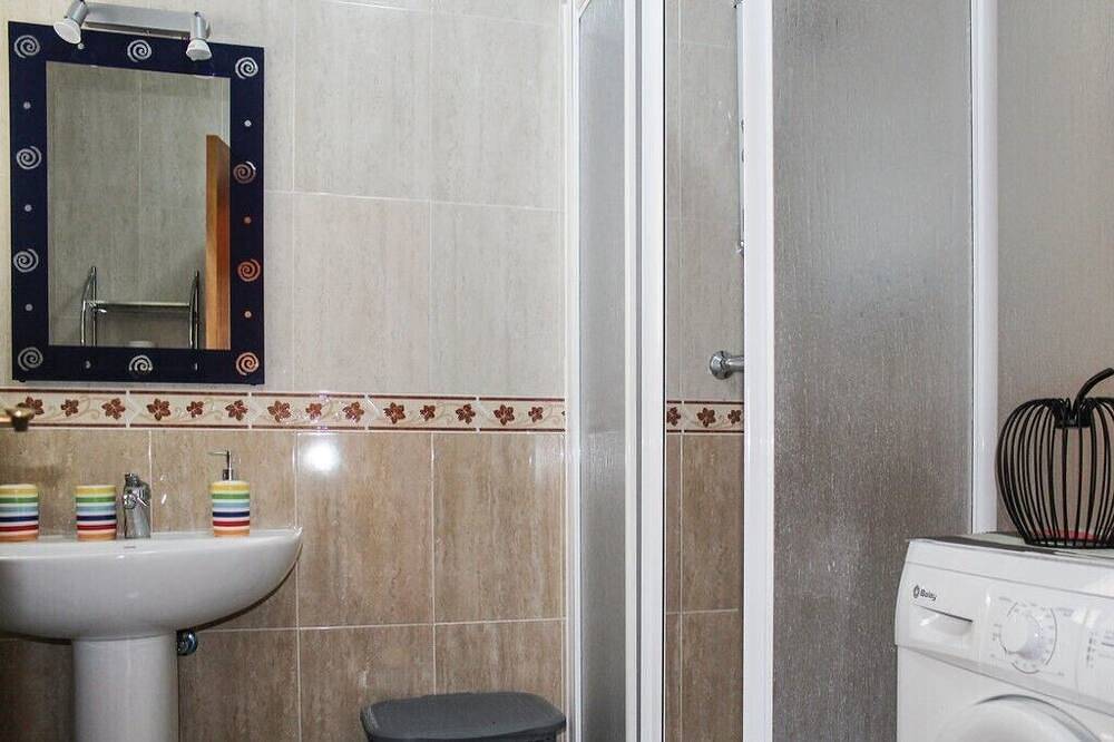 Apartamento entero, Apartamento en Torrox: 2 dormitorios wifi y piscina in Torrox Costa, Torrox